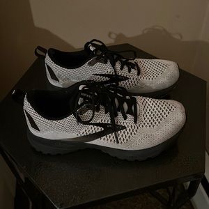 Brooks Revel 4 Shoes!